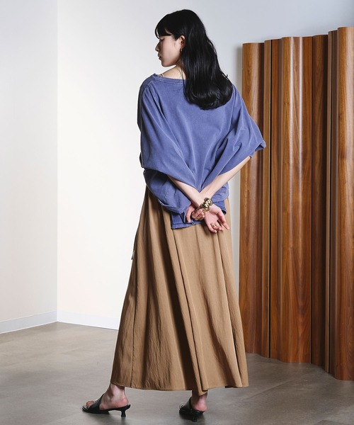 ROSE BUD(ローズバッド)の「(CREOLME)GATHER AND FLARE SKIRT(スカート・レディース・ベージュ/ネイビー・S/M)」の13枚目の写真