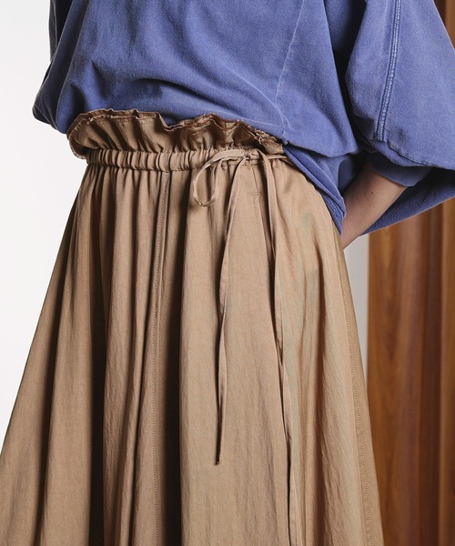 ROSE BUD(ローズバッド)の「(CREOLME)GATHER AND FLARE SKIRT(スカート・レディース・ベージュ/ネイビー・S/M)」の14枚目の写真