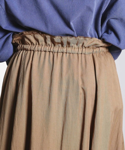 ROSE BUD(ローズバッド)の「(CREOLME)GATHER AND FLARE SKIRT(スカート・レディース・ベージュ/ネイビー・S/M)」の3枚目の写真