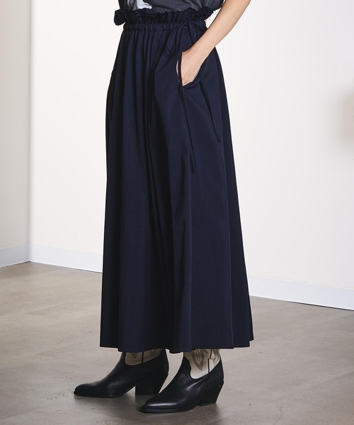 ROSE BUD(ローズバッド)の「(CREOLME)GATHER AND FLARE SKIRT(スカート・レディース・ベージュ/ネイビー・S/M)」の19枚目の写真