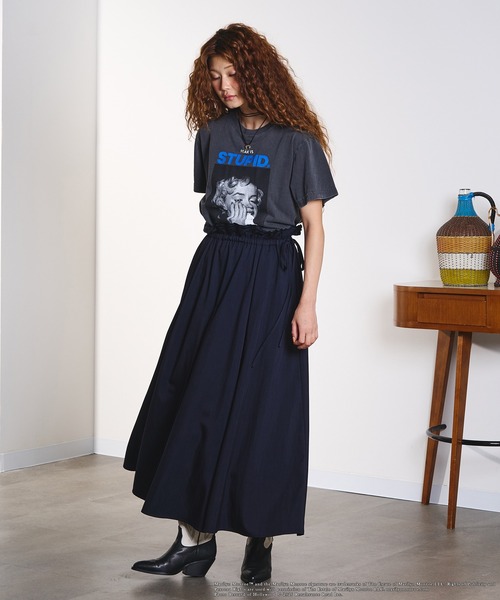 ROSE BUD(ローズバッド)の「(CREOLME)GATHER AND FLARE SKIRT(スカート・レディース・ベージュ/ネイビー・S/M)」の21枚目の写真