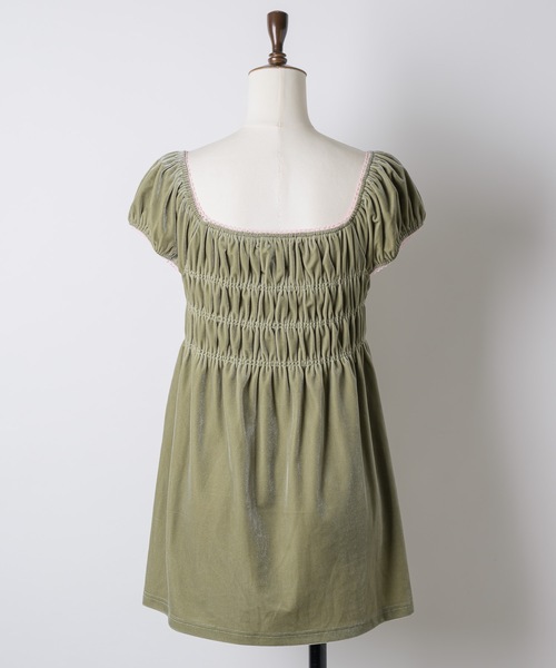 igi(イジ)の「VELOUR SHIRRED TOP / ベロアシャーリングトップス(Tシャツ/カットソー・レディース・グリーン/ブラック・FREE)」の8枚目の写真