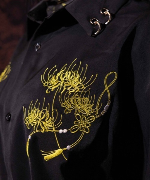 REZEN(リゼン)の「彼岸花刺繍半袖シャツ(シャツ/ブラウス・メンズ・ブルーパープル/ライトグレー/イエロー/ローズ・MEDIUM/LARGE)」の7枚目の写真