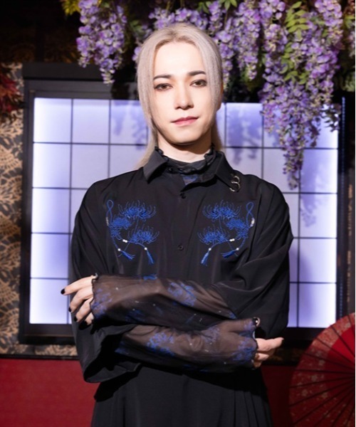 REZEN(リゼン)の「彼岸花刺繍半袖シャツ(シャツ/ブラウス・メンズ・ブルーパープル/ライトグレー/イエロー/ローズ・MEDIUM/LARGE)」の15枚目の写真