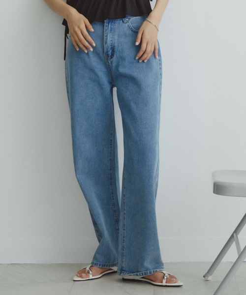 DRWCYS(ドロシーズ)の「【2サイズ展開】ストレートワイドデニムパンツ(デニムパンツ・レディース・ブルー/ライトブルー・SMALL/MEDIUM)」の16枚目の写真