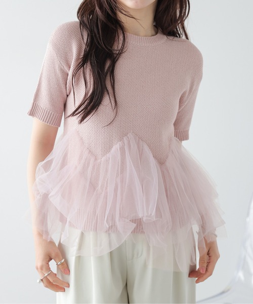 AMELY(エミリー)の「チュールフリル ドッキング ニットトップス/体系カバー/快適素材(ニット/セーター・レディース・ピンク/ベージュ/ブラック・フリー)」の3枚目の写真