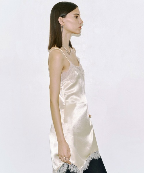 JOSE MOON（ジョゼムーン）の「UP SIDE DOWN LACE CAMISOLE/アップサイドダウンレースキャミソール（キャミソール・レディース・ブラック/ホワイト/イエロー系その他/サックスブルー・FREE）」の19枚目の写真