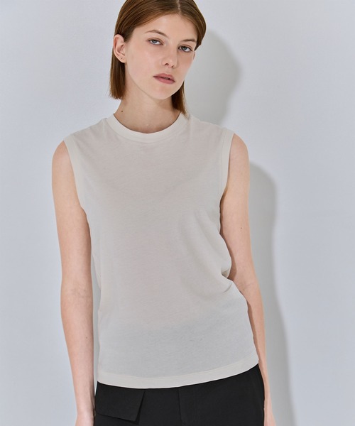 ATON(エイトン)の「【ATON/エイトン】FRESCA NUBUCK REGULAR FIT TANKTOP/ヌバックレギュラーフィットタンクトップ(Tシャツ/カットソー・レディース・ベージュ/チャコールグレー/オフホワイト・2/1)」の7枚目の写真
