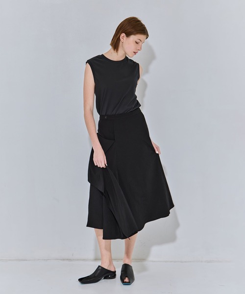 ATON(エイトン)の「【ATON/エイトン】FRESCA NUBUCK REGULAR FIT TANKTOP/ヌバックレギュラーフィットタンクトップ(Tシャツ/カットソー・レディース・ベージュ/チャコールグレー/オフホワイト・2/1)」の19枚目の写真