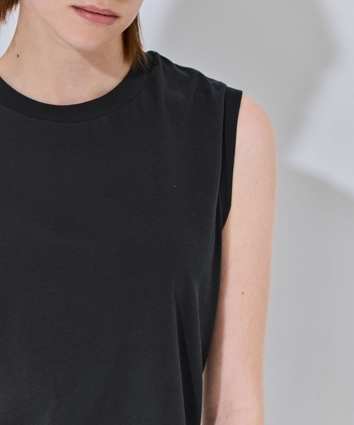 ATON(エイトン)の「【ATON/エイトン】FRESCA NUBUCK REGULAR FIT TANKTOP/ヌバックレギュラーフィットタンクトップ(Tシャツ/カットソー・レディース・ベージュ/チャコールグレー/オフホワイト・2/1)」の16枚目の写真