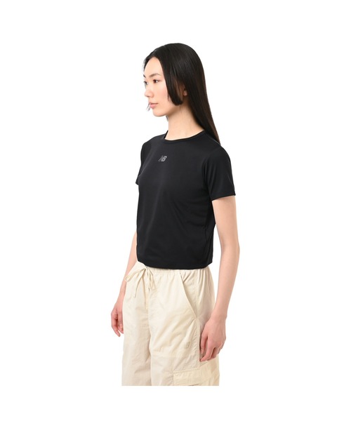 NEW BALANCE(ニューバランス)の「ファンクショナルショートスリーブTシャツ(Tシャツ/カットソー・レディース・ブラック・X-LARGE/LARGE/MEDIUM/SMALL)」の11枚目の写真