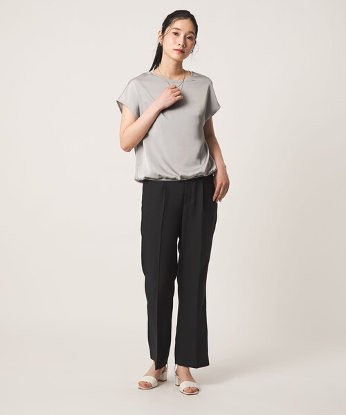 A DAY IN THE LIFE UNITED ARROWS(アデイインザライフユナイテッドアローズ)の「ヴィンテージサテン Tブラウス ‐接触冷感‐ <A DAY IN THE LIFE>(シャツ/ブラウス・レディース・ダークグレー/ナチュラル・FREE)」の6枚目の写真
