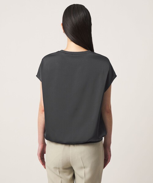 A DAY IN THE LIFE UNITED ARROWS(アデイインザライフユナイテッドアローズ)の「ヴィンテージサテン Tブラウス ‐接触冷感‐ <A DAY IN THE LIFE>(シャツ/ブラウス・レディース・ダークグレー/ナチュラル・FREE)」の9枚目の写真