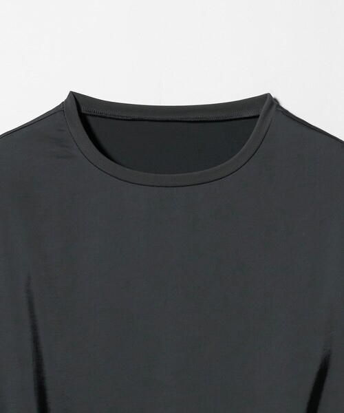 A DAY IN THE LIFE UNITED ARROWS(アデイインザライフユナイテッドアローズ)の「ヴィンテージサテン Tブラウス ‐接触冷感‐ <A DAY IN THE LIFE>(シャツ/ブラウス・レディース・ダークグレー/ナチュラル・FREE)」の15枚目の写真