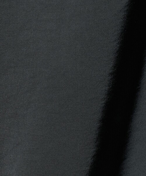 A DAY IN THE LIFE UNITED ARROWS(アデイインザライフユナイテッドアローズ)の「ヴィンテージサテン Tブラウス ‐接触冷感‐ <A DAY IN THE LIFE>(シャツ/ブラウス・レディース・ダークグレー/ナチュラル・FREE)」の17枚目の写真
