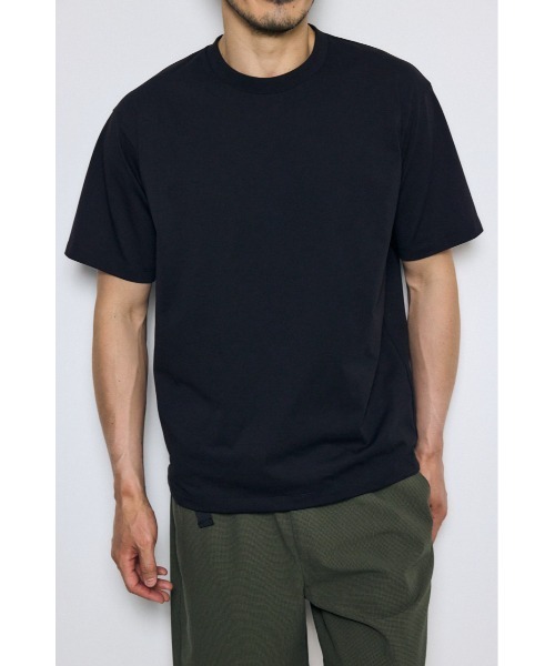 AZUL by moussy（アズールバイマウジー）の「立体シルエットトップス（Tシャツ/カットソー・メンズ・ブラック/グレー/オフホワイト・SMALL/LARGE/MEDIUM）」の3枚目の写真