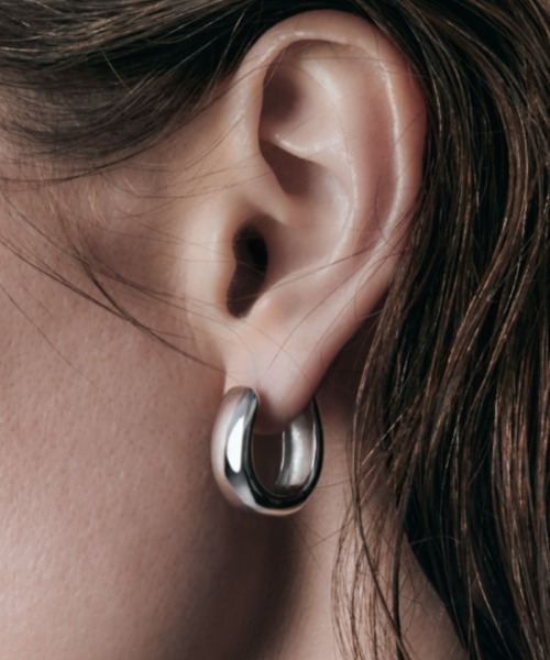 quip queint(クイップクエイント)の「【quip queint】alcove pierce/アルコーブ ピアス シルバー(ピアス(両耳用)・レディース・シルバー・FREE)」の1枚目の写真