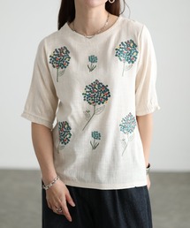 花刺繍ナチュラルブラウス