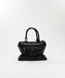 Maison MIHARA YASUHIRO（メゾンミハラヤスヒロ）の「"PUCKER" Puffer Square Bag（ショルダーバッグ）」