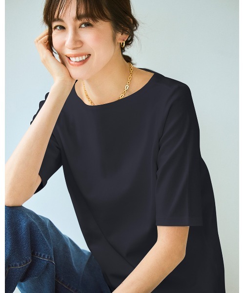 DoCLASSE（ ドゥクラッセ）の「ボートネックN／5分袖・DoT（Tシャツ/カットソー・レディース・ライトグレー/ホワイト/ブルー/ブラック/チャコール/ダークブラウン/ダークネイビー/ライム・S/LL/L/M/3L）」の8枚目の写真