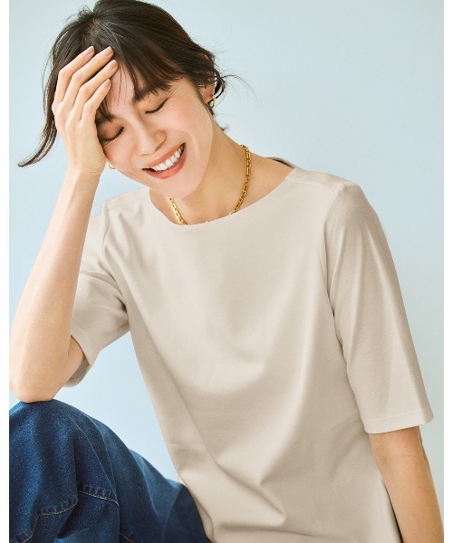 DoCLASSE（ ドゥクラッセ）の「ボートネックN／5分袖・DoT（Tシャツ/カットソー・レディース・ライトグレー/ホワイト/ブルー/ブラック/チャコール/ダークブラウン/ダークネイビー/ライム・S/LL/L/M/3L）」の3枚目の写真