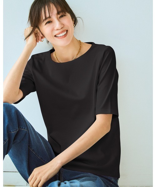 DoCLASSE（ ドゥクラッセ）の「ボートネックN／5分袖・DoT（Tシャツ/カットソー・レディース・ライトグレー/ホワイト/ブルー/ブラック/チャコール/ダークブラウン/ダークネイビー/ライム・S/LL/L/M/3L）」の2枚目の写真