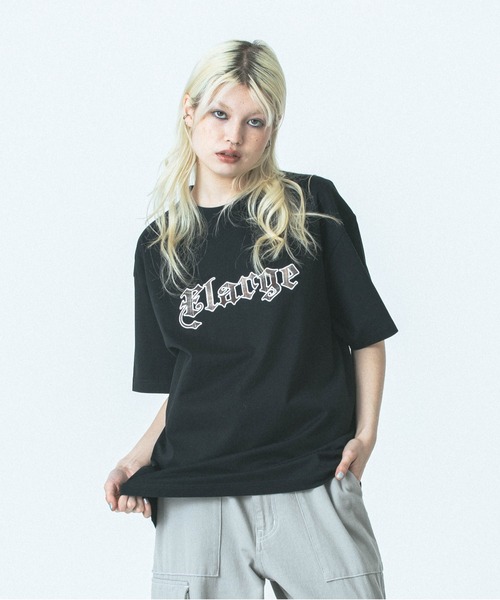 XLARGE(エクストララージ)の「PATCHED LOGO S/S TEE(Tシャツ/カットソー・メンズ・ネイビー/ブラック/ホワイト・L/M/XL)」の2枚目の写真