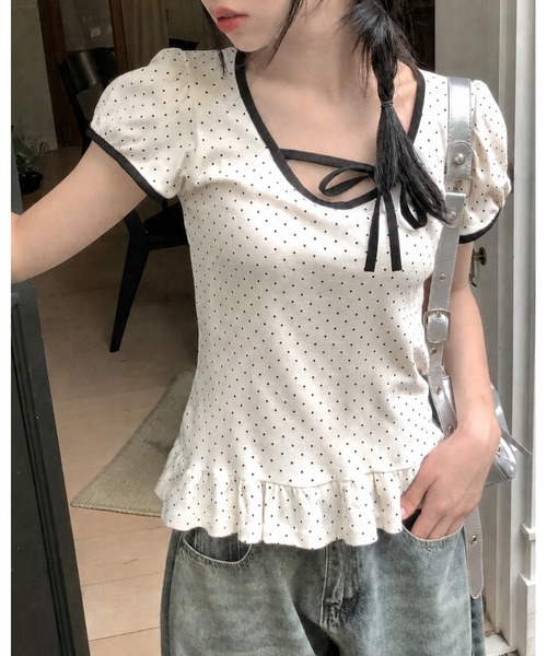 inst.ALL(インストール)の「裾フリルドットリボン半袖トップス(Tシャツ/カットソー・レディース・ホワイト・M/LL)」の5枚目の写真
