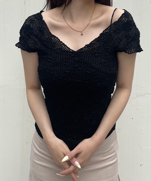 ROGER AND RAW(ロジャーアンドロウ)の「フラワー クロシェVネック半袖トップス(Tシャツ/カットソー・レディース・ホワイト/ブラック/ベージュ・FREE)」の14枚目の写真