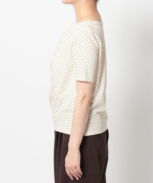 mysty woman(ミスティウーマン)の「ドレープカットソー半袖 1049038(Tシャツ/カットソー・レディース・ホワイト系その他/ブラウン/オフホワイト・FREE)」の21枚目の写真