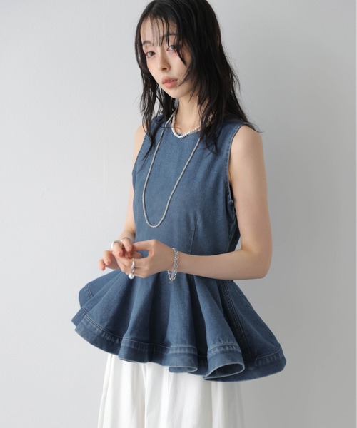 AMELY(エミリー)の「ペプラム デニムトップス(その他トップス・レディース・ブルー/ブラック/ライトブルー・L/M)」の20枚目の写真