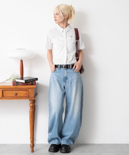 WEGO(ウィゴー)の「WEGO/【26年春夏新作】コンパクトギャザーシャツ(シャツ/ブラウス・レディース・ホワイト/グレー系その他4/ホワイト系その他4/サックスブルー・FREE)」の22枚目の写真