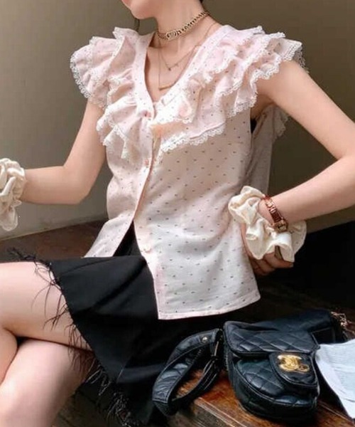 by LEGNA(バイレグナ)の「ドットシアーブラウス(シャツ/ブラウス・レディース・ピンク・LARGE/MEDIUM/SMALL)」の2枚目の写真