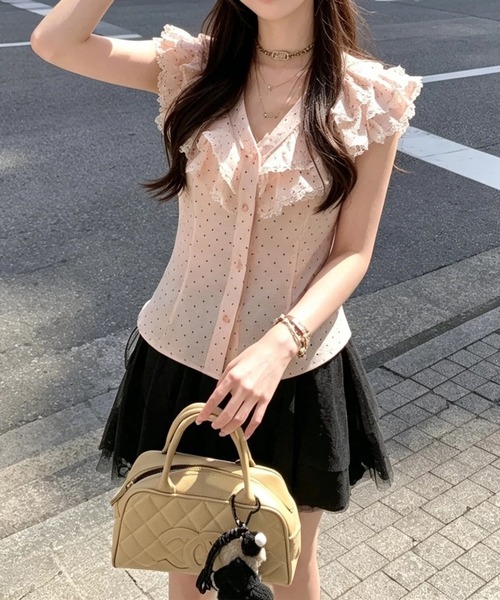 by LEGNA(バイレグナ)の「ドットシアーブラウス(シャツ/ブラウス・レディース・ピンク・LARGE/MEDIUM/SMALL)」の5枚目の写真