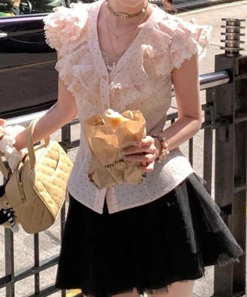 by LEGNA(バイレグナ)の「ドットシアーブラウス(シャツ/ブラウス・レディース・ピンク・LARGE/MEDIUM/SMALL)」の10枚目の写真
