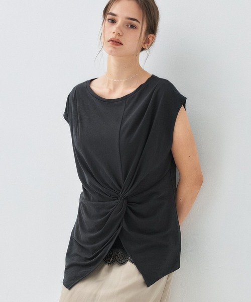 PUBLIC TOKYO（パブリックトウキョウ）の「アシンメトリーツイストトップ（Tシャツ/カットソー・レディース・ホワイト/ダークグレー・FREE）」の2枚目の写真