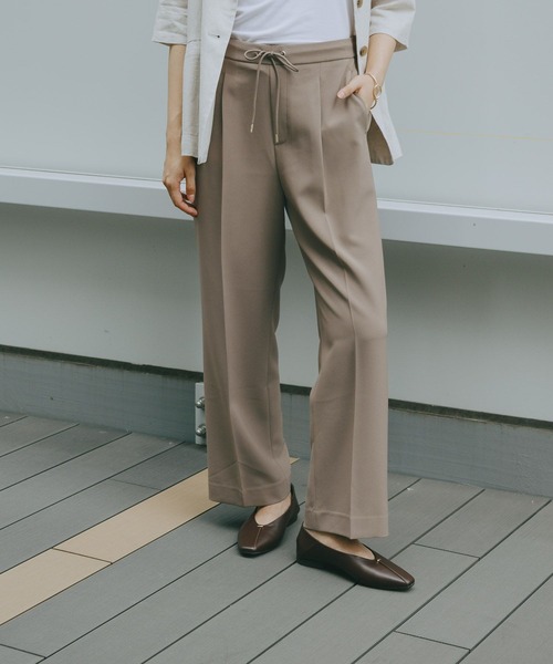 GLOBAL WORK（グローバルワーク）の「やさしソールVカットパンプス/1023336（パンプス・レディース・ダークブラウン/ブラック/アイボリー・MEDIUM/LARGE）」の12枚目の写真