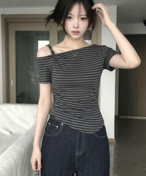 semplice(センプリチェ)の「Tシャツ【韓国ファッション】(Tシャツ/カットソー・レディース・グレー・F)」の3枚目の写真