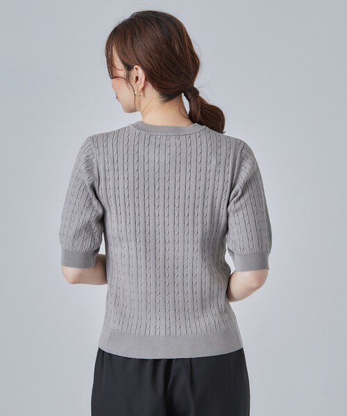 SHOO・LA・RUE(シューラルー)の「【洗濯機可/S-LL】上品見え ミニケーブルニット(ニット/セーター・レディース・ネイビー/ボルドー/グレー・02/01/04/03)」の18枚目の写真