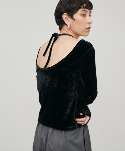 LARUTA（ラルータ）の「【LARUTA】［Web限定］ベロアレイヤードホルターネックプルオーバー（Tシャツ/カットソー・レディース・ベージュ/ブラック/ブラウン・FREE）」の7枚目の写真