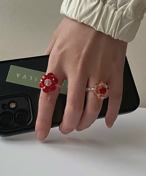 LA VORAGINE（ラ ヴォラジネ）の「可愛い編みビーズリング レトロ雰囲気 クリスタルフラワー ヒョナ風カラーコンビ（リング・レディース・PINK/Red・FREE）」の6枚目の写真
