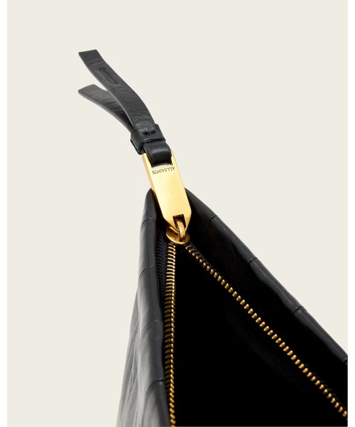 ALLSAINTS(オールセインツ)の「BETTINA LEATHER CLUTCH BAG | BETTINA レザー クラッチ バッグ(クラッチバッグ・レディース・ブラック・ONE SIZE)」の3枚目の写真