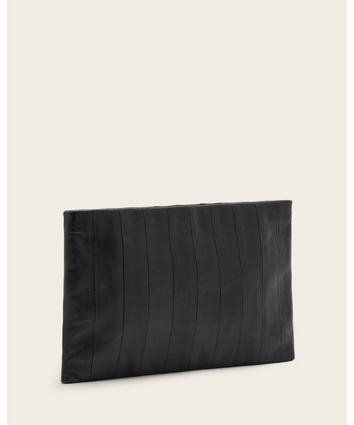 ALLSAINTS(オールセインツ)の「BETTINA LEATHER CLUTCH BAG | BETTINA レザー クラッチ バッグ(クラッチバッグ・レディース・ブラック・ONE SIZE)」の4枚目の写真