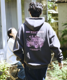 限定展開 SHE WOLF DINER×FREAK'S STORE/シーウルフダイナー 別注 ビッグシルエット バックプリント POパーカー/フーディー/CAR