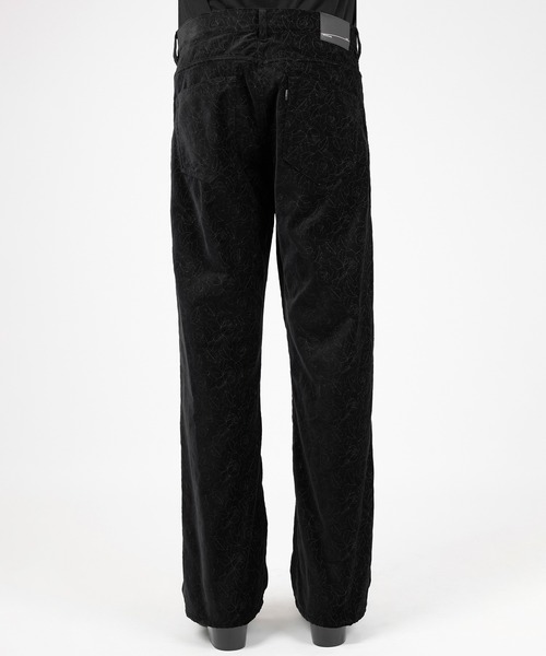 LAD MUSICIAN(ラッドミュージシャン)の「COTTON VELVETEEN STARAIGHT PANTS(その他パンツ・メンズ・ブラック×ブラック・46/44/42)」の4枚目の写真