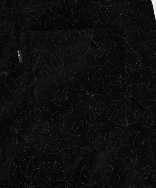 LAD MUSICIAN(ラッドミュージシャン)の「COTTON VELVETEEN STARAIGHT PANTS(その他パンツ・メンズ・ブラック×ブラック・46/44/42)」の9枚目の写真