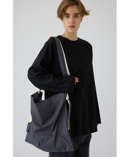 RIM.ARK(リムアーク)の「Canvas shoulder bag(キャンバス ショルダー バッグ)(ショルダーバッグ・レディース・グレー/ブラック・FREE)」の10枚目の写真