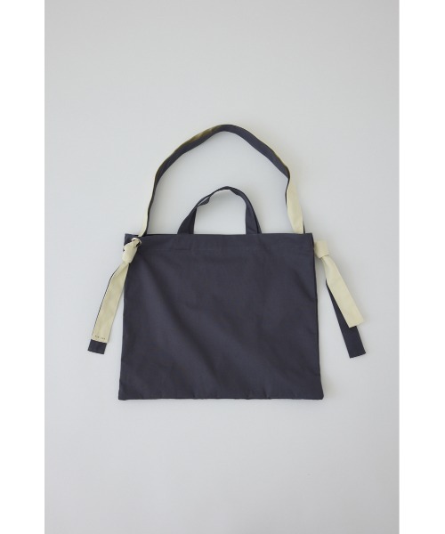 RIM.ARK(リムアーク)の「Canvas shoulder bag(キャンバス ショルダー バッグ)(ショルダーバッグ・レディース・グレー/ブラック・FREE)」の12枚目の写真