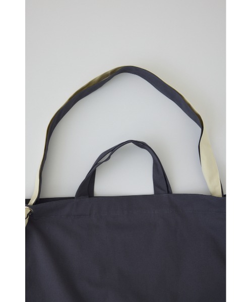 RIM.ARK(リムアーク)の「Canvas shoulder bag(キャンバス ショルダー バッグ)(ショルダーバッグ・レディース・グレー/ブラック・FREE)」の14枚目の写真