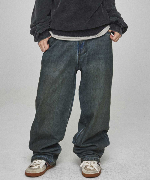 KICHUL(キチョル)の「Grease ワイドデニムパンツ (ダーティインディゴ)(デニムパンツ・レディース・その他・SMALL/MEDIUM/LARGE)」の4枚目の写真